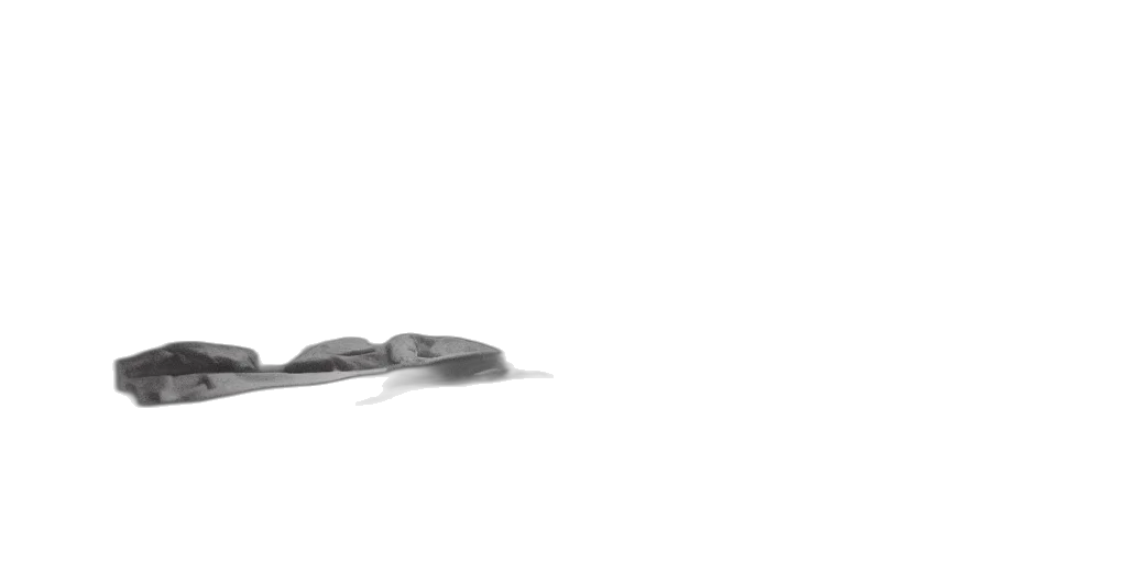 shoes, hat, jewelry, weapon transparent PNG cut-out
