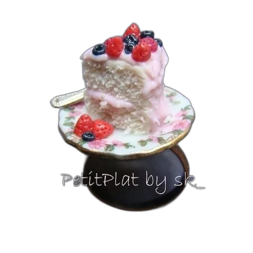 food, crown, 3d render, photorealistic transparent PNG cut-out