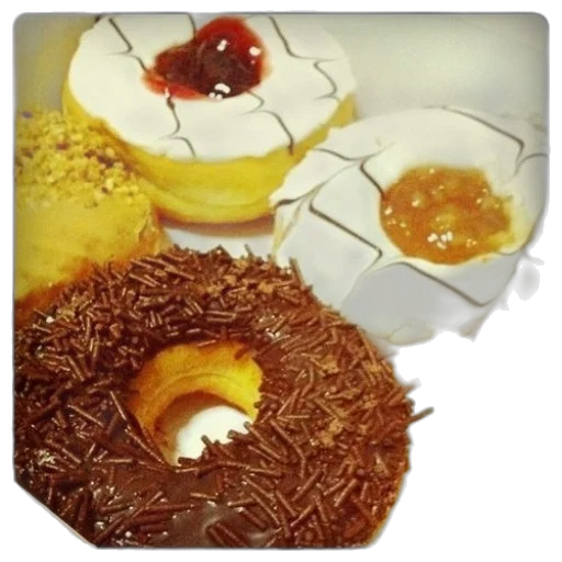 food, crown, photorealistic, box transparent PNG cut-out